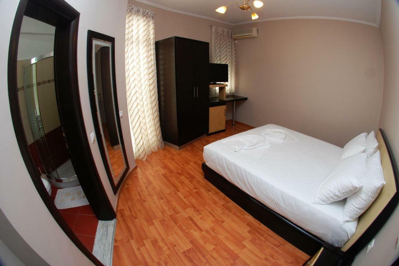 Hotel Ramo Saranda المظهر الخارجي الصورة