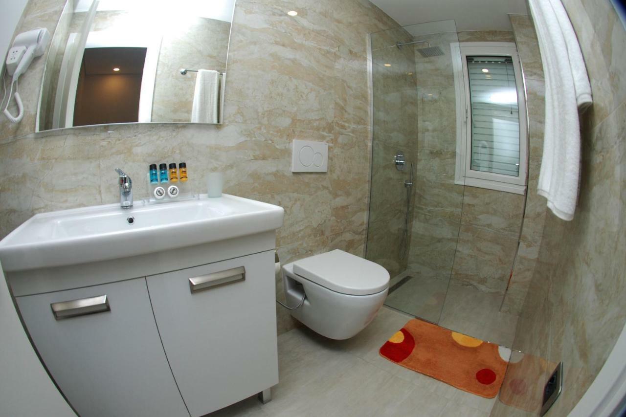 Hotel Ramo Saranda المظهر الخارجي الصورة